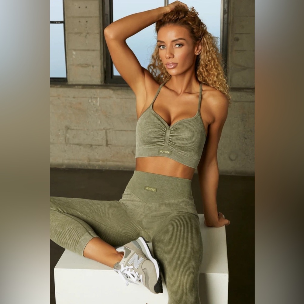 Olive Green Active Set Bo + Tee